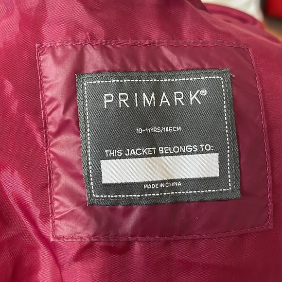 PRIMARK Light puffer for girls sizes 10/11 and 11/12 yrs excellent condition - Picture 5 of 6